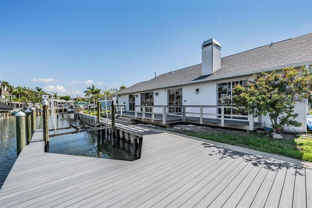 На продажу: $1,100,000 (3 спален, 2 ванн, 2416 Квадратных фут)