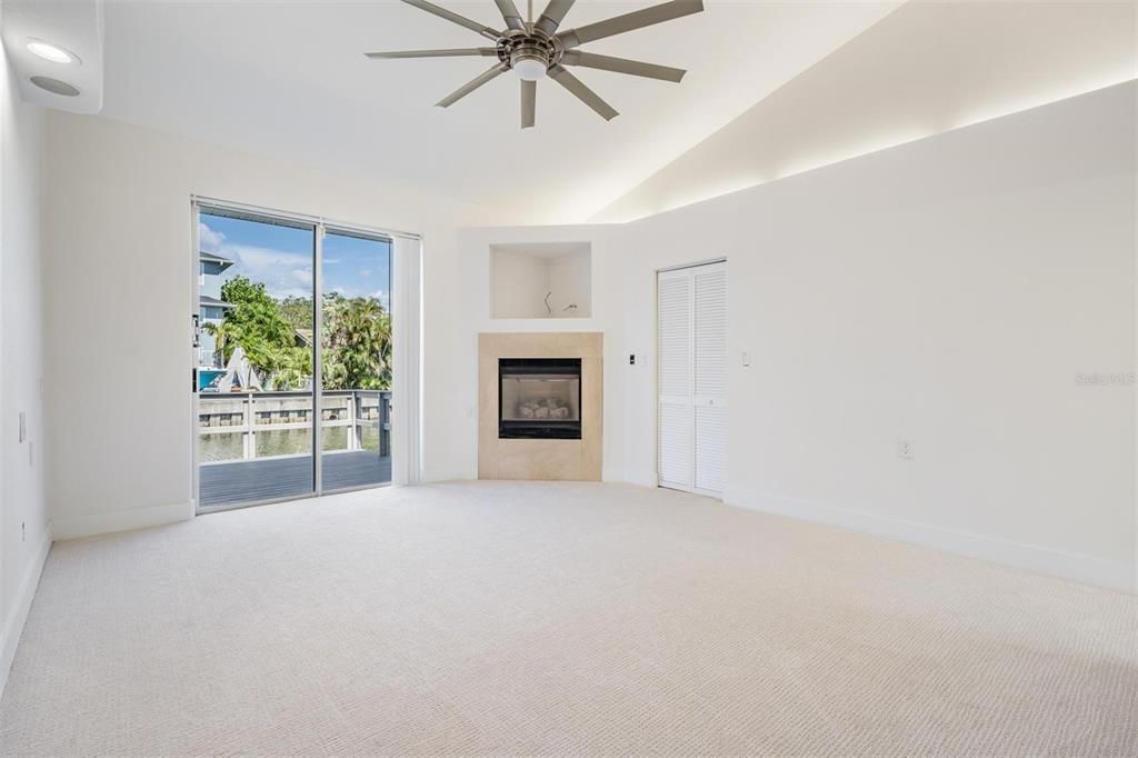 На продажу: $1,100,000 (3 спален, 2 ванн, 2416 Квадратных фут)