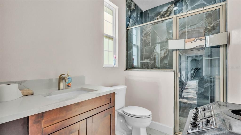 待售: $699,999 (4 贝兹, 4 浴室, 3050 平方英尺)