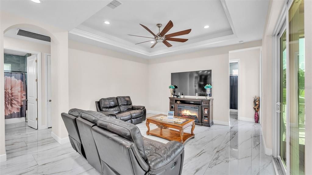 待售: $699,999 (4 贝兹, 4 浴室, 3050 平方英尺)