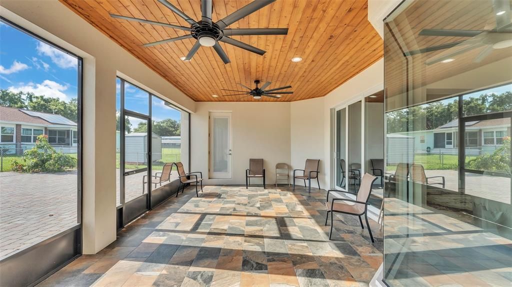 待售: $699,999 (4 贝兹, 4 浴室, 3050 平方英尺)