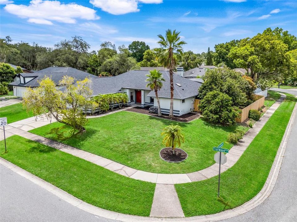 最近售出: $529,000 (3 贝兹, 2 浴室, 1927 平方英尺)