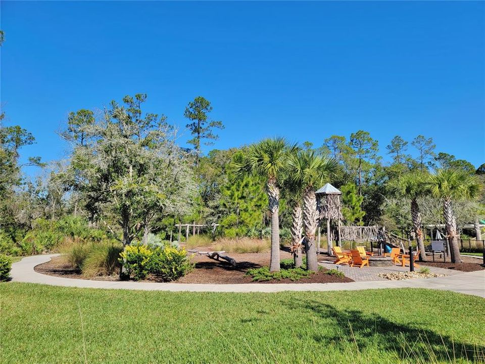 Active With Contract: $2,200 (3 beds, 2 baths, 1601 Square Feet)