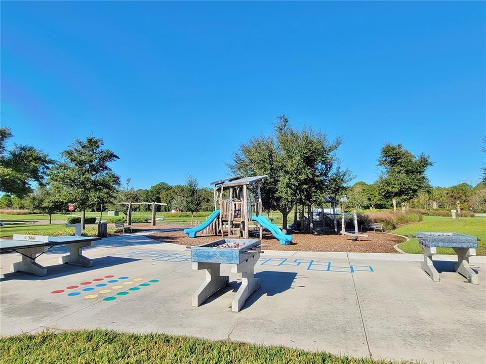 Active With Contract: $2,200 (3 beds, 2 baths, 1601 Square Feet)