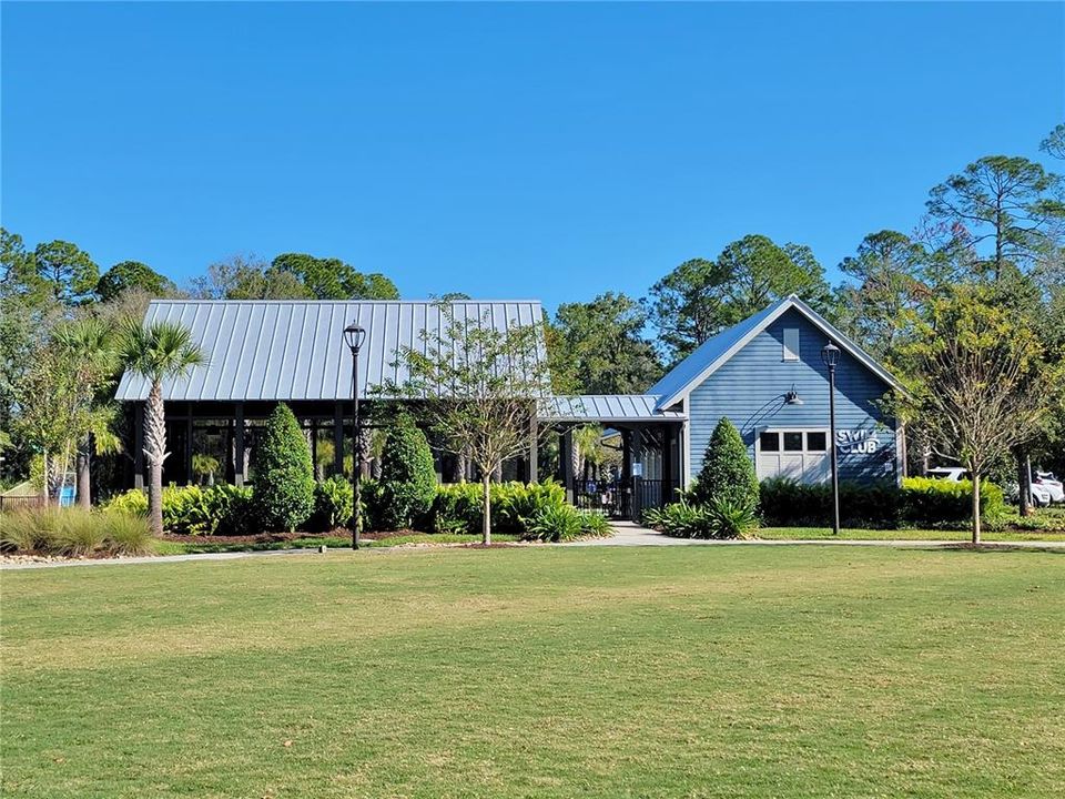 Active With Contract: $2,200 (3 beds, 2 baths, 1601 Square Feet)