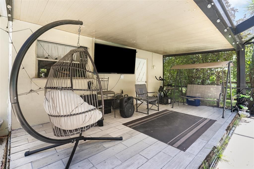 На продажу: $250,000 (3 спален, 2 ванн, 1060 Квадратных фут)