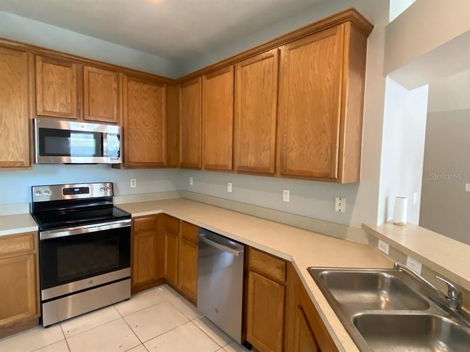 出租: $1,850 (3 贝兹, 2 浴室, 1513 平方英尺)