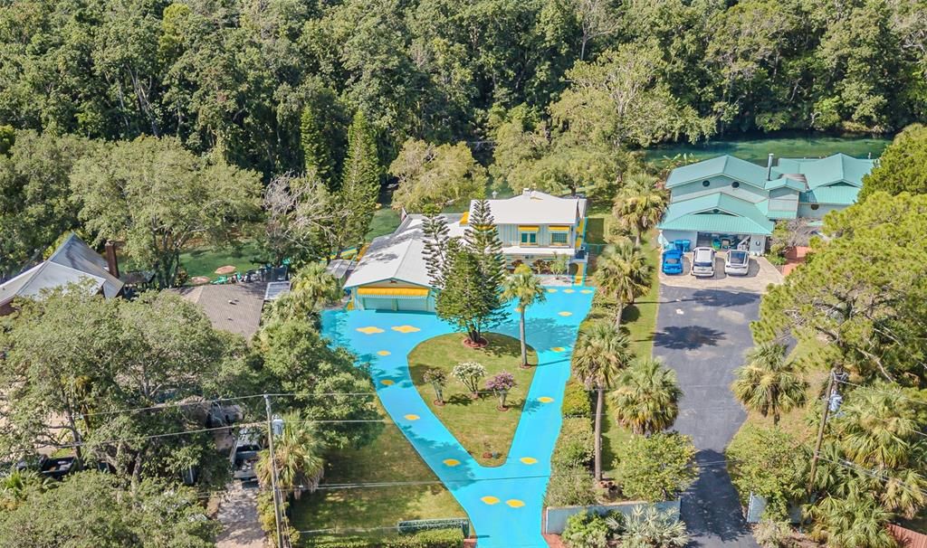 For Sale: $1,300,000 (3 beds, 2 baths, 2343 Square Feet)