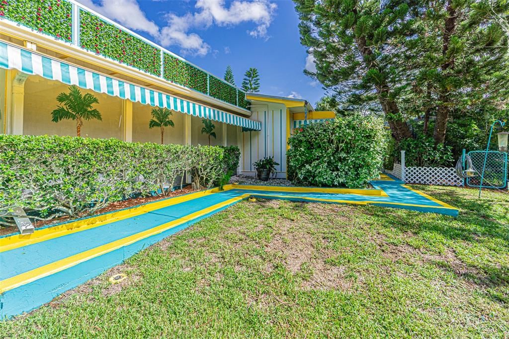 For Sale: $1,300,000 (3 beds, 2 baths, 2343 Square Feet)