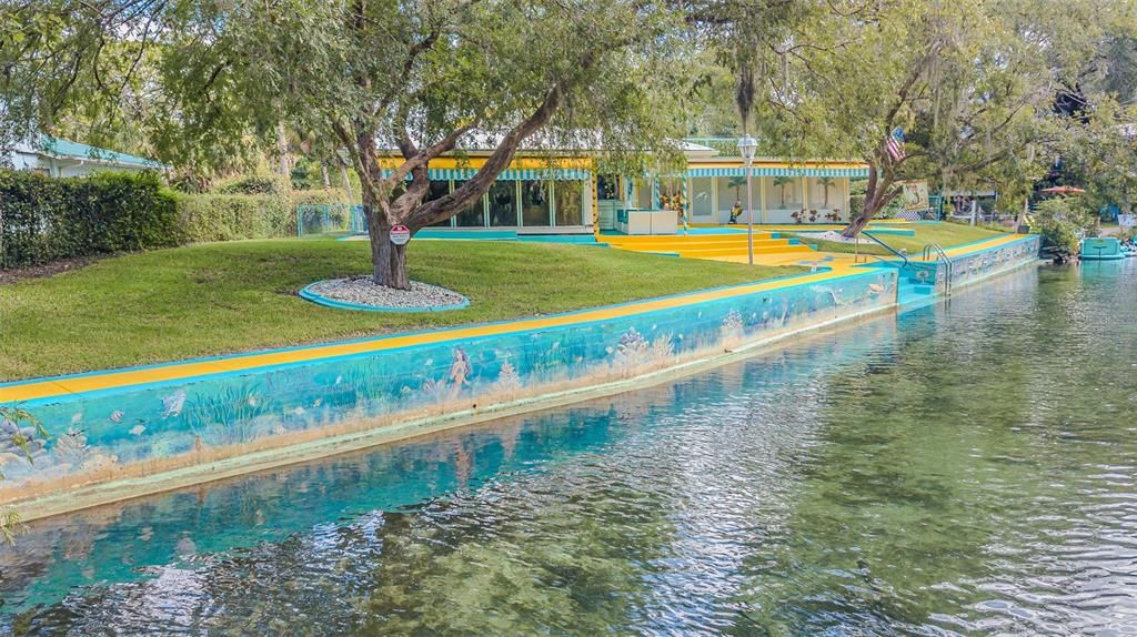 For Sale: $1,300,000 (3 beds, 2 baths, 2343 Square Feet)