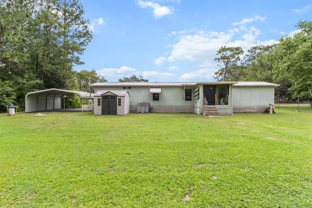 Active With Contract: $130,000 (2 beds, 2 baths, 924 Square Feet)