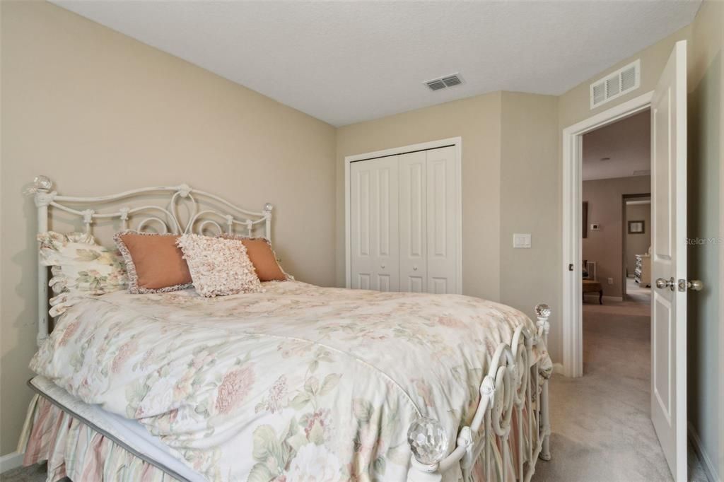 На продажу: $329,000 (3 спален, 2 ванн, 1660 Квадратных фут)