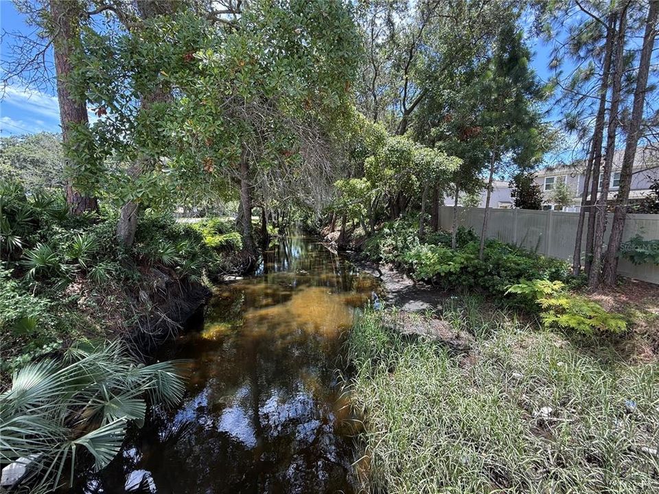 На продажу: $329,000 (3 спален, 2 ванн, 1660 Квадратных фут)