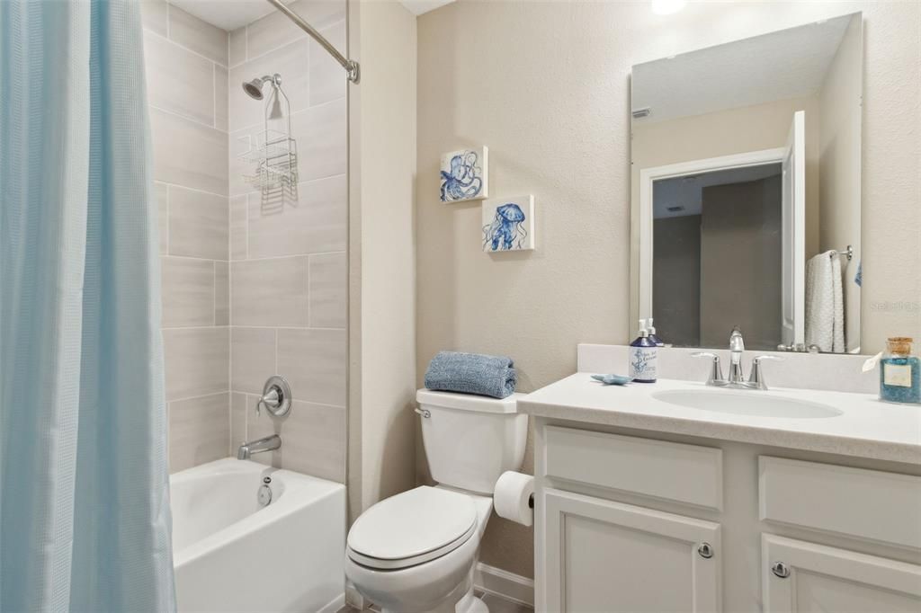 На продажу: $329,000 (3 спален, 2 ванн, 1660 Квадратных фут)