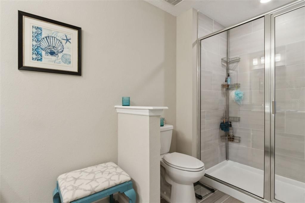 На продажу: $329,000 (3 спален, 2 ванн, 1660 Квадратных фут)