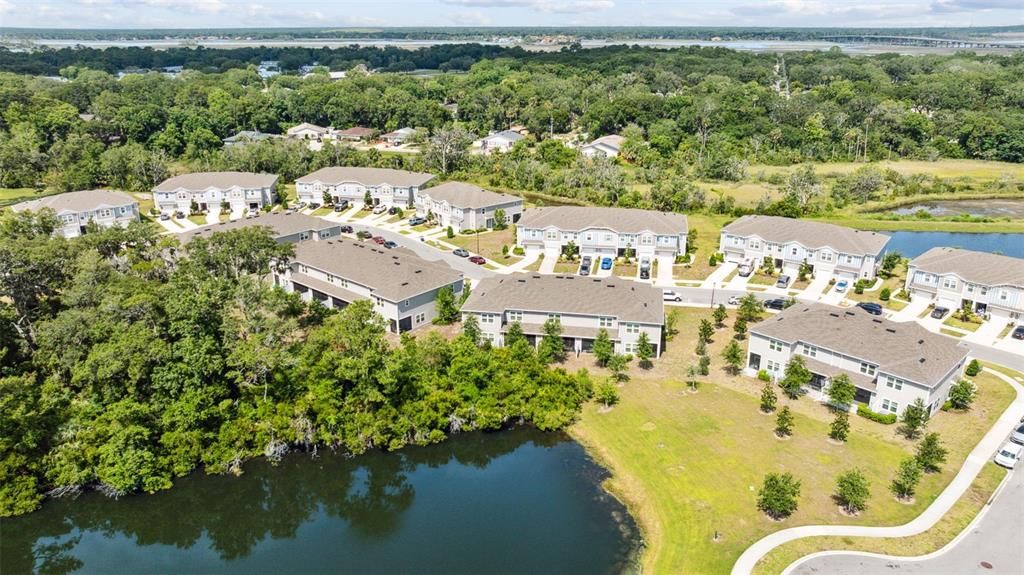 На продажу: $329,000 (3 спален, 2 ванн, 1660 Квадратных фут)