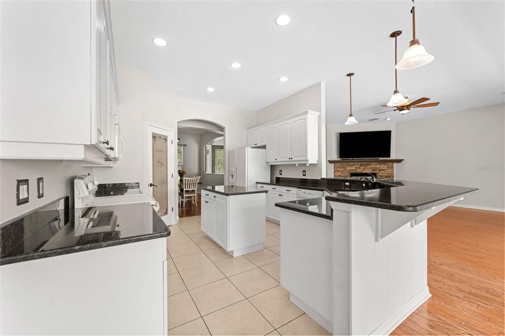 For Sale: $1,750,000 (5 beds, 4 baths, 3098 Square Feet)