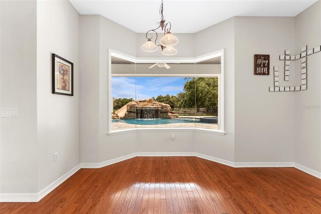 For Sale: $1,750,000 (5 beds, 4 baths, 3098 Square Feet)