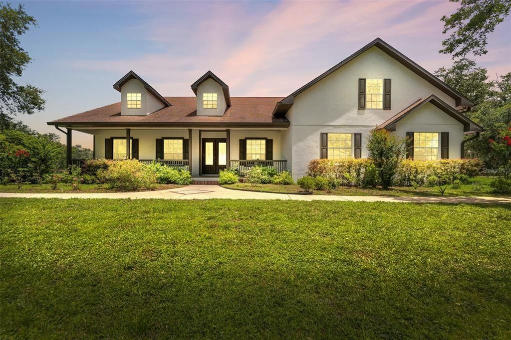 For Sale: $1,750,000 (5 beds, 4 baths, 3098 Square Feet)