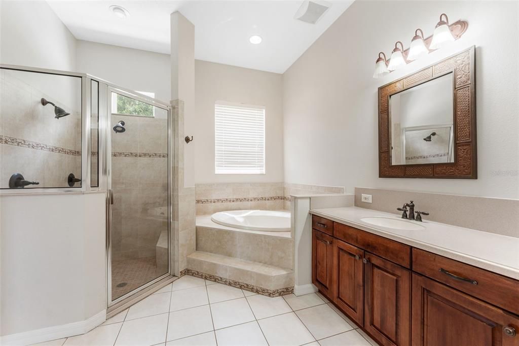 For Sale: $1,750,000 (5 beds, 4 baths, 3098 Square Feet)