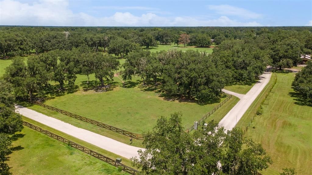 For Sale: $1,750,000 (5 beds, 4 baths, 3098 Square Feet)