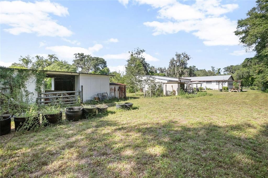 Active With Contract: $249,000 (3 beds, 1 baths, 1066 Square Feet)