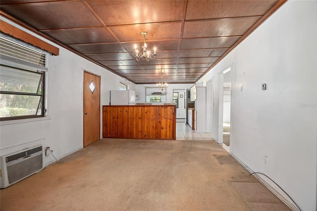 Active With Contract: $249,000 (3 beds, 1 baths, 1066 Square Feet)