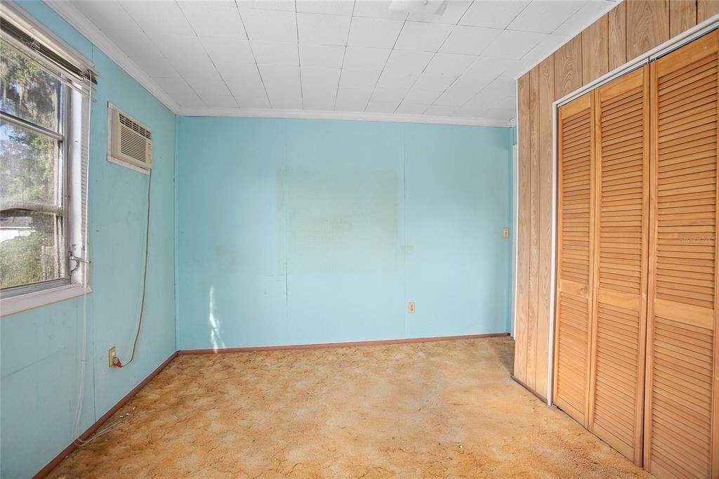 Active With Contract: $249,000 (3 beds, 1 baths, 1066 Square Feet)