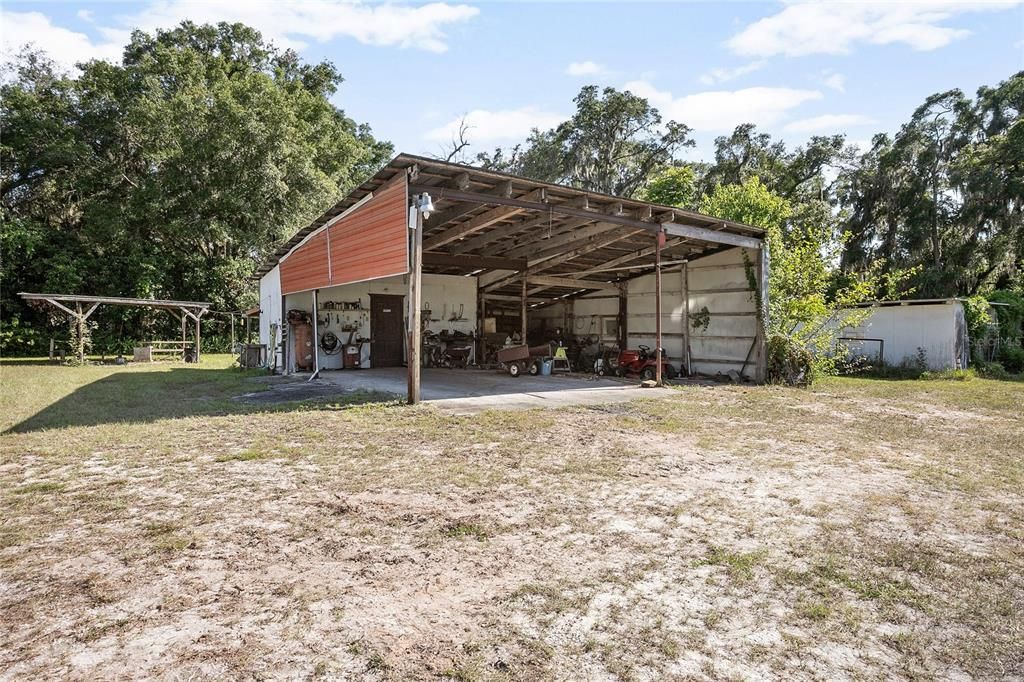 Active With Contract: $249,000 (3 beds, 1 baths, 1066 Square Feet)