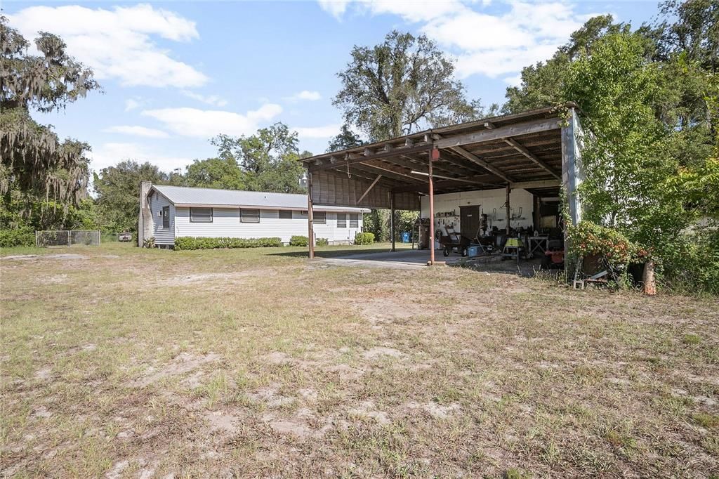 Active With Contract: $249,000 (3 beds, 1 baths, 1066 Square Feet)