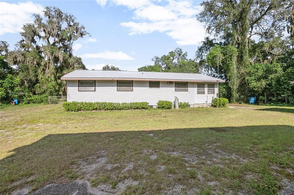 Active With Contract: $249,000 (3 beds, 1 baths, 1066 Square Feet)