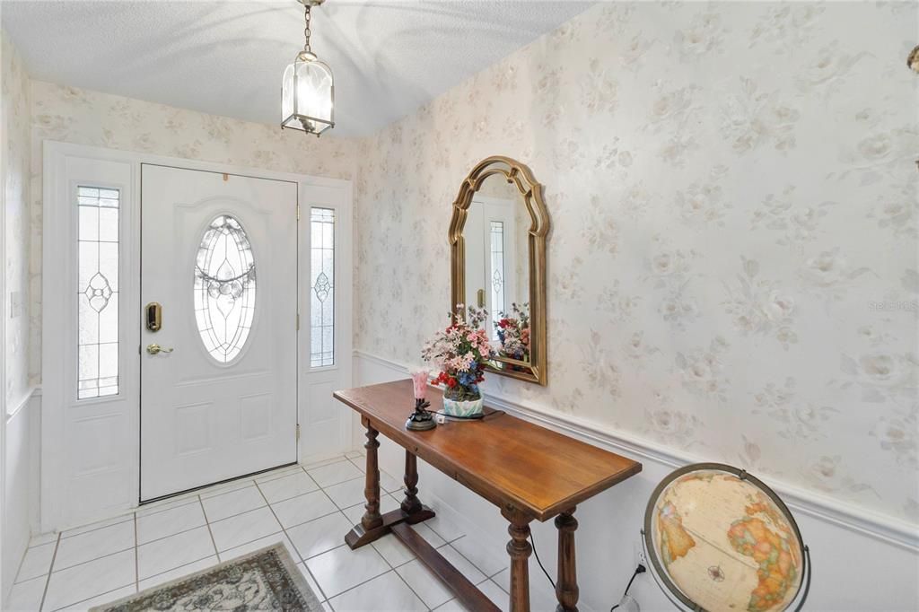 Под контрактом: $455,000 (3 спален, 2 ванн, 1932 Квадратных фут)