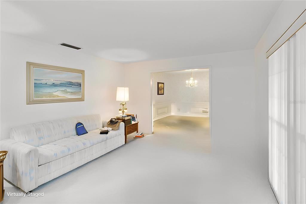 Под контрактом: $455,000 (3 спален, 2 ванн, 1932 Квадратных фут)