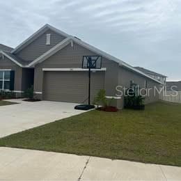 For Rent: $2,390 (4 beds, 2 baths, 1830 Square Feet)
