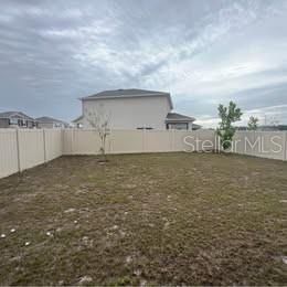 For Rent: $2,390 (4 beds, 2 baths, 1830 Square Feet)