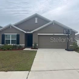 For Rent: $2,390 (4 beds, 2 baths, 1830 Square Feet)