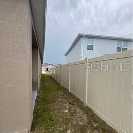 For Rent: $2,390 (4 beds, 2 baths, 1830 Square Feet)