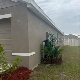 For Rent: $2,390 (4 beds, 2 baths, 1830 Square Feet)