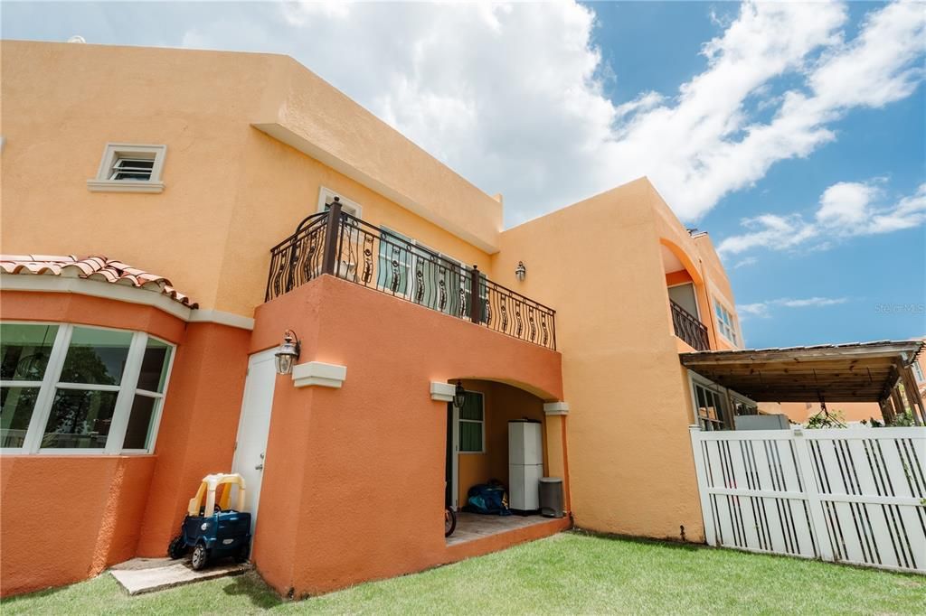 合同活跃: $445,000 (3 贝兹, 2 浴室, 2194 平方英尺)