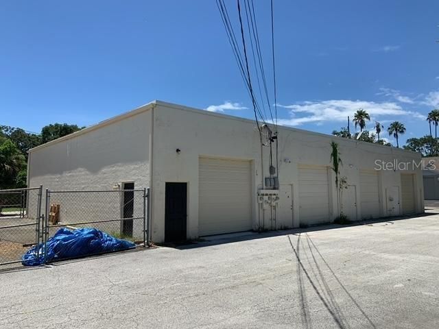 На продажу: $19,800 (0 спален, 0 ванн, 1100 Квадратных фут)