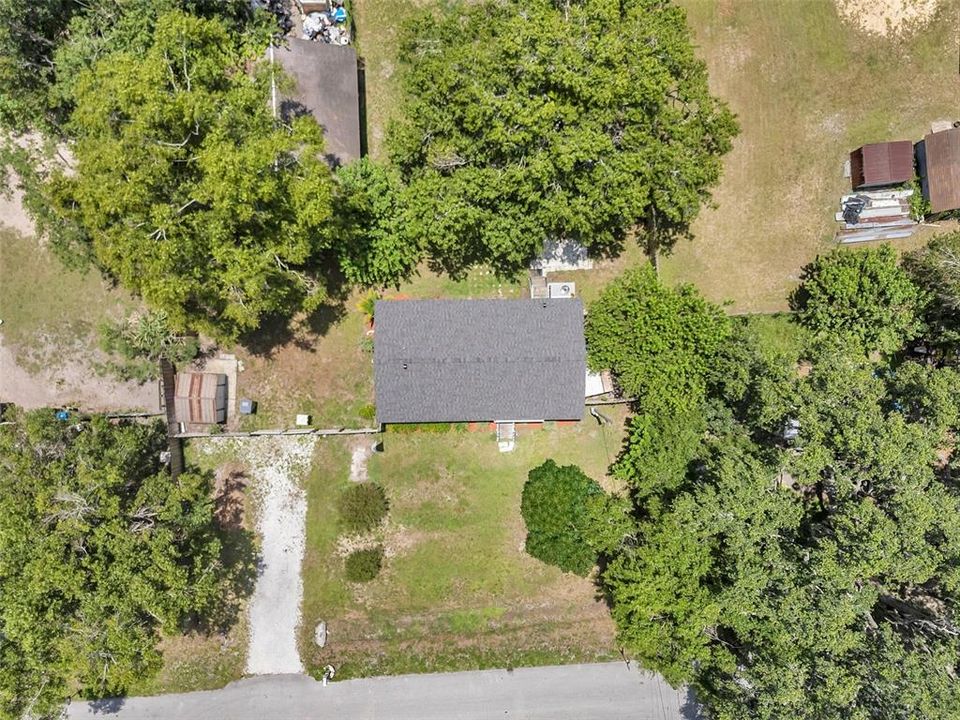 合同活跃: $180,000 (3 贝兹, 2 浴室, 1296 平方英尺)