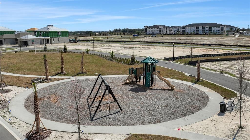 Active With Contract: $761,463 (4 beds, 3 baths, 3144 Square Feet)