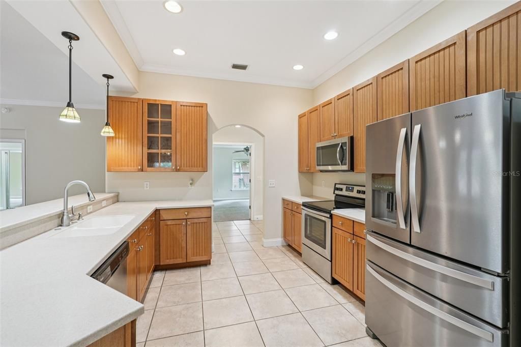 For Sale: $575,000 (4 beds, 2 baths, 2331 Square Feet)