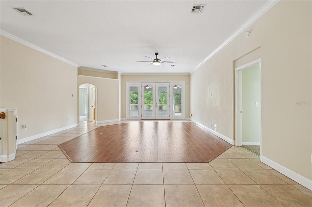 For Sale: $575,000 (4 beds, 2 baths, 2331 Square Feet)