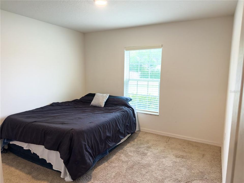 Activo con contrato: $325,000 (3 camas, 2 baños, 1694 Pies cuadrados)