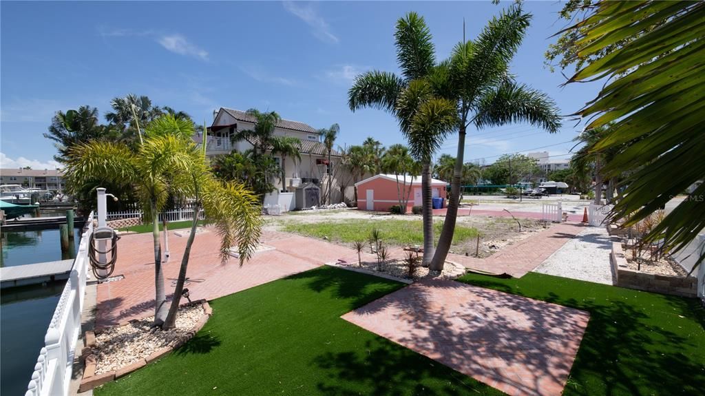 For Sale: $1,450,000 (0.22 acres)