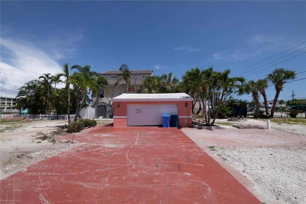 For Sale: $1,450,000 (0.22 acres)