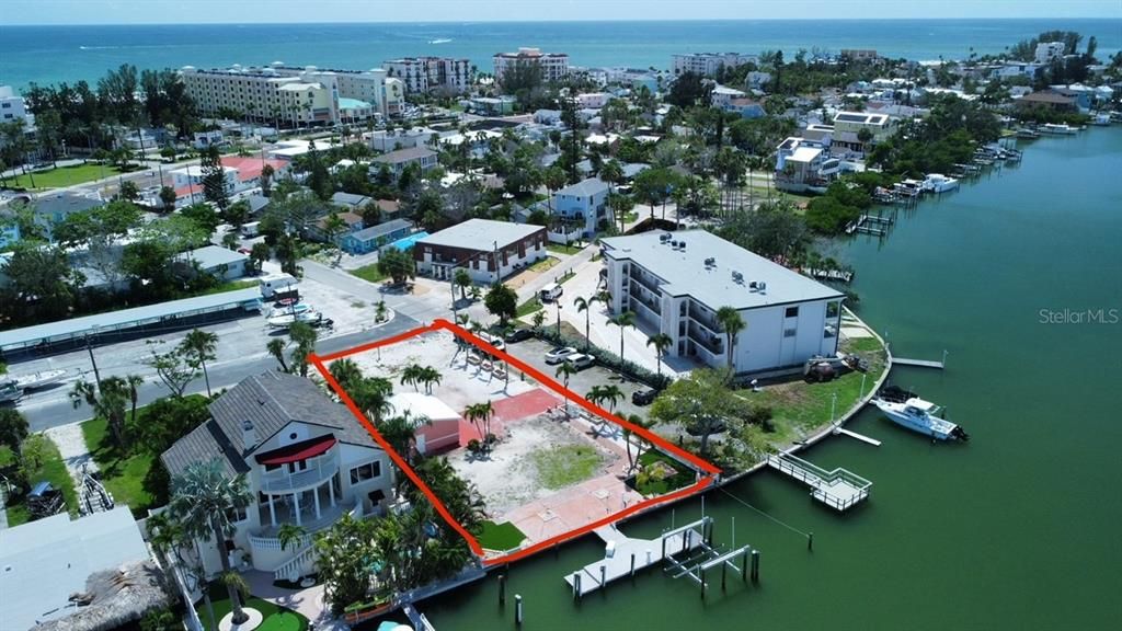 For Sale: $1,450,000 (0.22 acres)