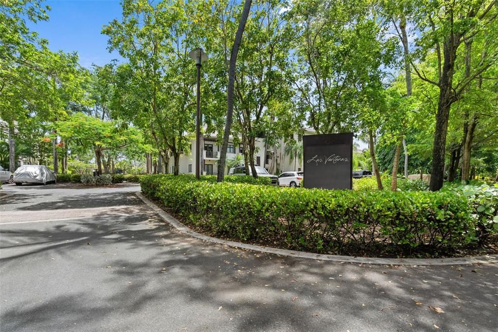 For Sale: $3,250,000 (2 beds, 3 baths, 1823 Square Feet)