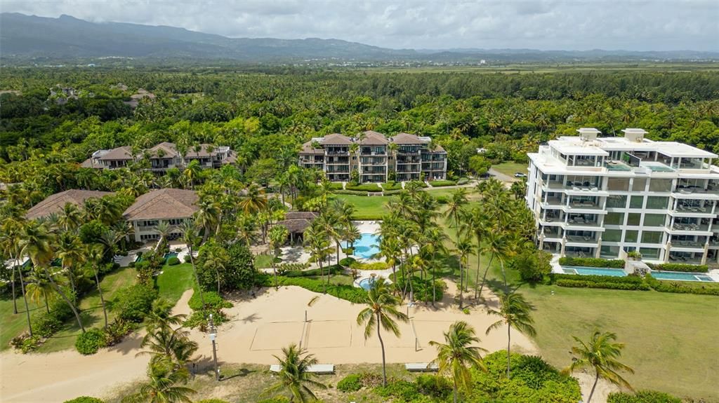 For Sale: $3,250,000 (2 beds, 3 baths, 1823 Square Feet)